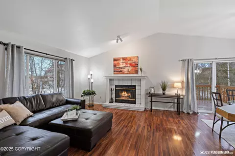 9747 Newhaven Loop, Anchorage, AK 99507 photo 5