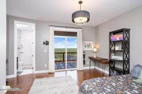 Bedroom - 5044 E Loft Cir, Wasilla, AK 99654 photo 5 of 10