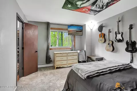 Bedroom - 910 S Iris Cir, Palmer, AK 99645 photo 2 of 4