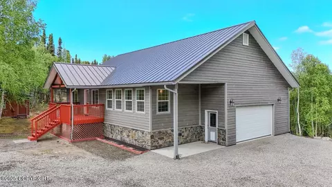 36400 Lambeau Ct, Sterling, AK 99672