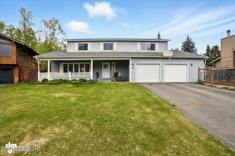 6711 St Ives Pl, Anchorage, AK 99504