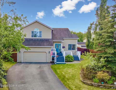 16422 Ondola Cir, Eagle River, AK 99577