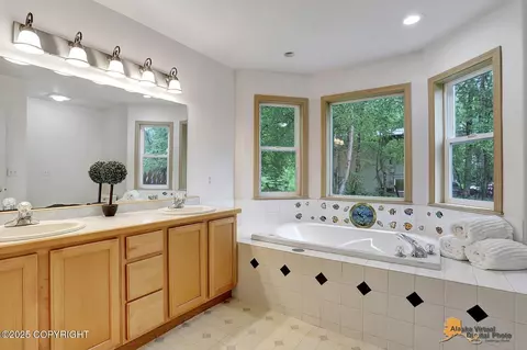 Bath - 1101 E Dan St, Wasilla, AK 99654 photo 1 of 7