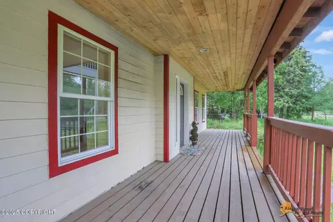 Exterior - 1101 E Dan St, Wasilla, AK 99654 photo 3 of 8