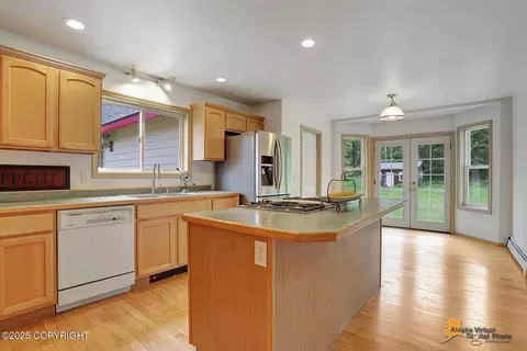Kitchen - 1101 E Dan St, Wasilla, AK 99654 photo 5 of 5