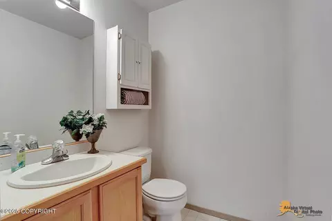 Bath - 1101 E Dan St, Wasilla, AK 99654 photo 3 of 7