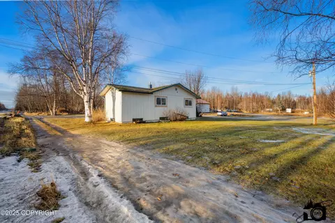 1701 E Fairview Loop, Wasilla, AK 99654 photo 3