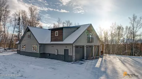8373 E Windy Woods Loop, Palmer, AK 99645