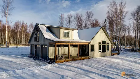 8373 E Windy Woods Loop, Palmer, AK 99645 photo 2