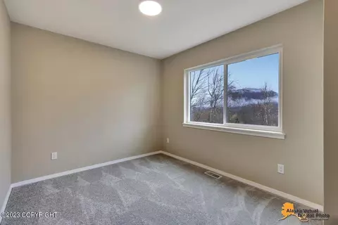 Bedroom - 20290 Eagles Nest Ct, Eagle River, AK 99577 photo 5 of 6