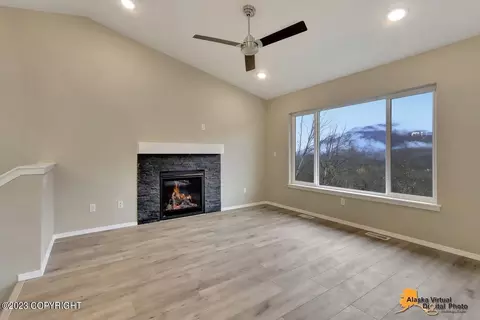 Living - 20290 Eagles Nest Ct, Eagle River, AK 99577 photo 4 of 6