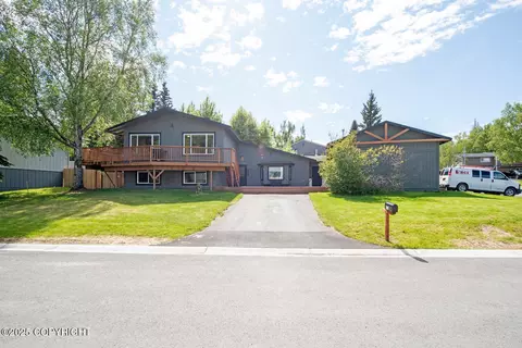 4530 Macalister Dr, Anchorage, AK 99502
