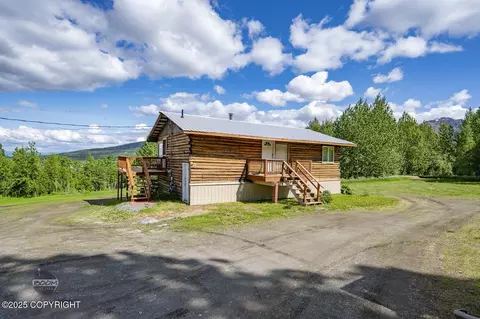 8153 Stewart Mountain Dr, Eagle River, AK 99577 photo 2