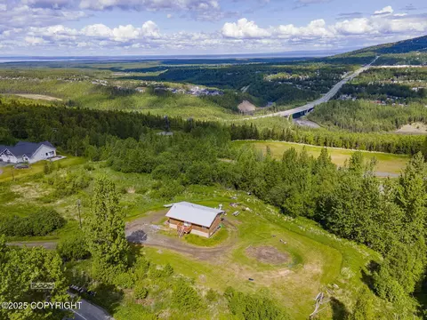 8153 Stewart Mountain Dr, Eagle River, AK 99577 photo 7