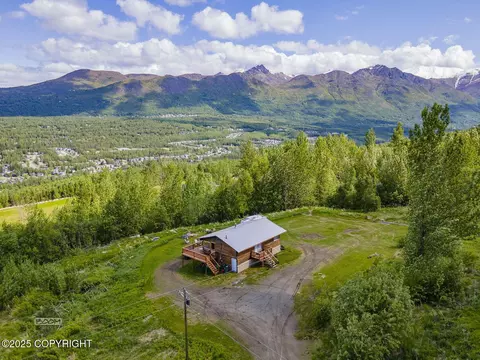 8153 Stewart Mountain Dr, Eagle River, AK 99577 photo 6