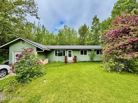 4941 E Rhubarb Cir, Wasilla, AK 99654