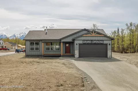 10404 E Heartland Loop, Palmer, AK 99645