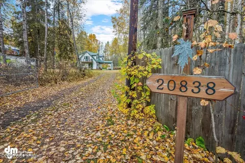 20838 Helluva St, Chugiak, AK 99567 photo 2