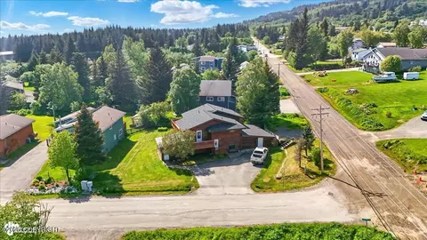 4085 Calhoun St, Homer, AK 99603