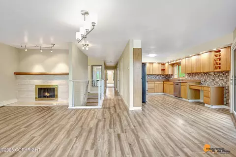 Living - 7540 Upper Omalley Rd, Anchorage, AK 99507 photo 1 of 10