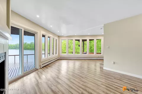 Living - 7540 Upper Omalley Rd, Anchorage, AK 99507 photo 3 of 10