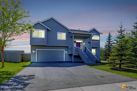 5500 Big Bend Loop, Anchorage, AK 99502 photo 2