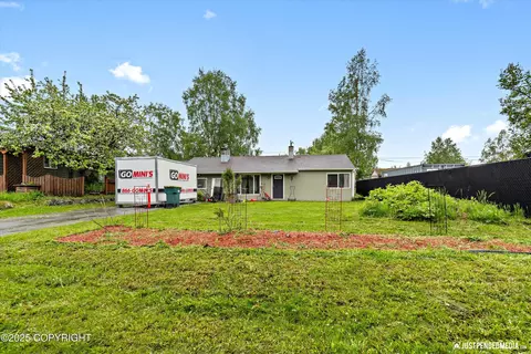 1510 E 40th Ct, Anchorage, AK 99508