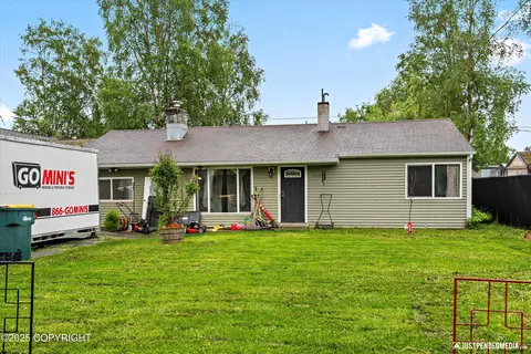 1510 E 40th Ct, Anchorage, AK 99508