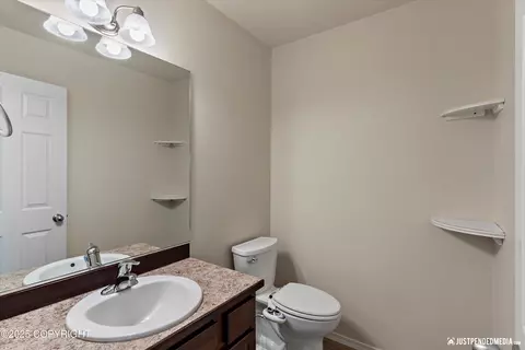 Bath - 655 E 79th Ave # 8, Anchorage, AK 99518 photo 3 of 4
