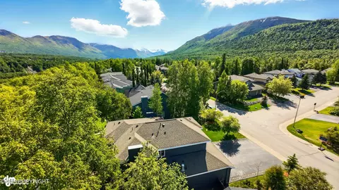 View/Area - 17001 Yellowstone Dr, Eagle River, AK 99577 photo 3 of 5