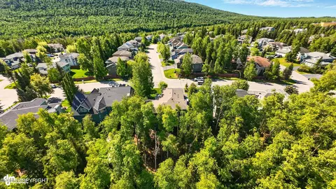 View/Area - 17001 Yellowstone Dr, Eagle River, AK 99577 photo 2 of 5