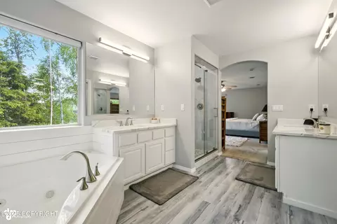 Bath - 17001 Yellowstone Dr, Eagle River, AK 99577 photo 4 of 8