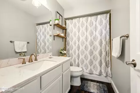 Bath - 17001 Yellowstone Dr, Eagle River, AK 99577 photo 1 of 8