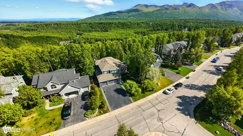 View/Area - 17001 Yellowstone Dr, Eagle River, AK 99577 photo 4 of 5
