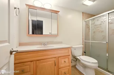 Bath - 17001 Yellowstone Dr, Eagle River, AK 99577 photo 8 of 8