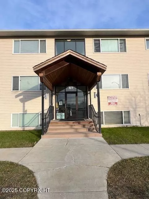 425 E 16th Ave, Anchorage, AK 99501 photo 2