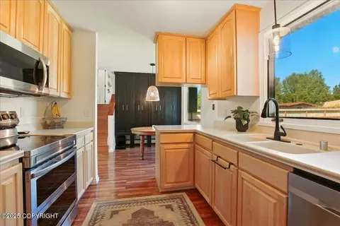 Kitchen - 3331 Amber Bay Loop, Anchorage, AK 99515 photo 3 of 3
