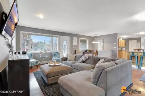 11800 Northern Raven Dr, Anchorage, AK 99516