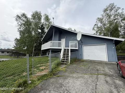 1140 Lalande Pl, Anchorage, AK 99504