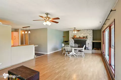 Living - 3401 Lois Dr, Anchorage, AK 99517 photo 1 of 2