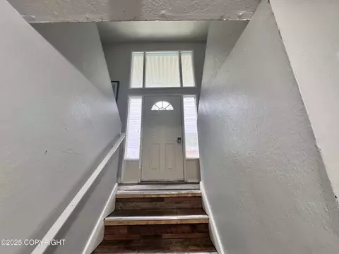 544 N Park St, Anchorage, AK 99508