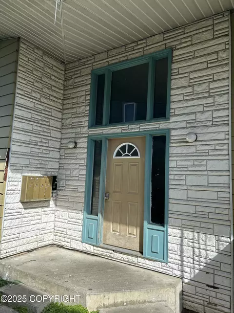 544 N Park St, Anchorage, AK 99508