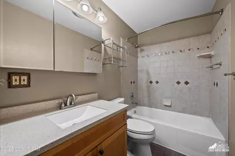 2044 Stonegate Cir, Anchorage, AK 99515 photo 25