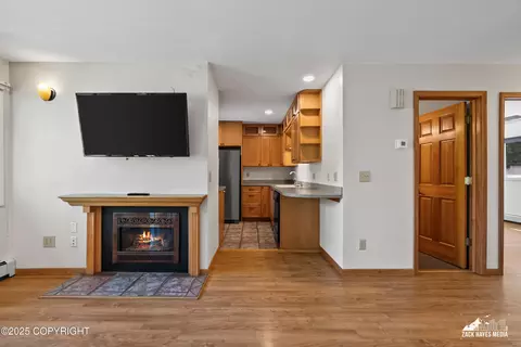 2044 Stonegate Cir, Anchorage, AK 99515 photo 15