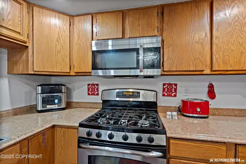 Kitchen - 18727 First St, Eagle River, AK 99577 photo 2 of 3