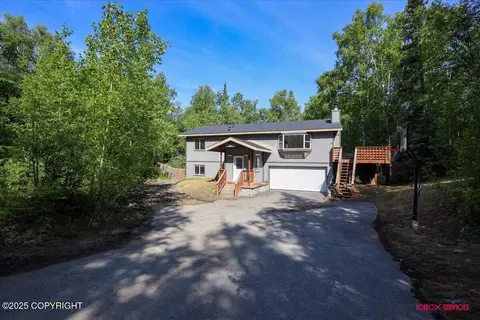 575 W Gail Dr, Wasilla, AK 99654
