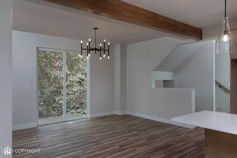 Living - 17939 Yellowstone Dr, Eagle River, AK 99577 photo 4 of 4