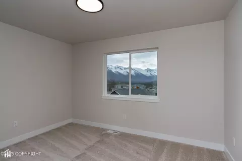 Bedroom - 17939 Yellowstone Dr, Eagle River, AK 99577 photo 6 of 9