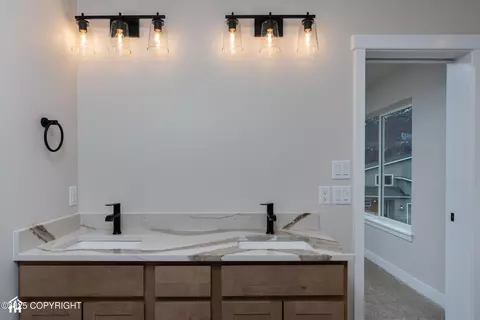 Bath - 17939 Yellowstone Dr, Eagle River, AK 99577 photo 7 of 8