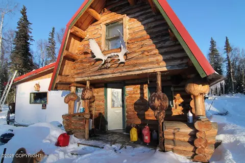 25683 S Trail Ridge Rd, Trapper Creek, AK 99683